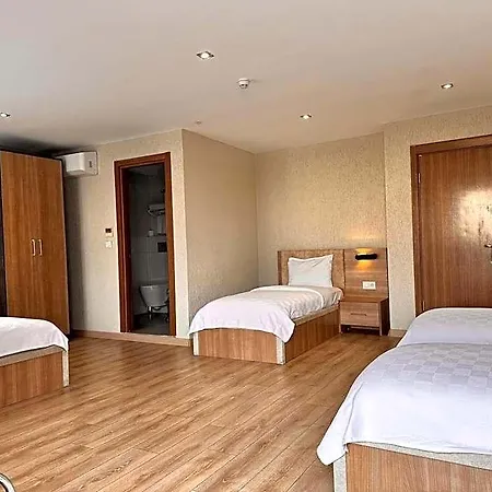 Port Hotel 3*