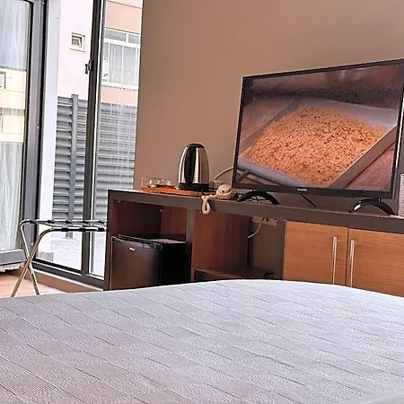 Port Hotel 3*